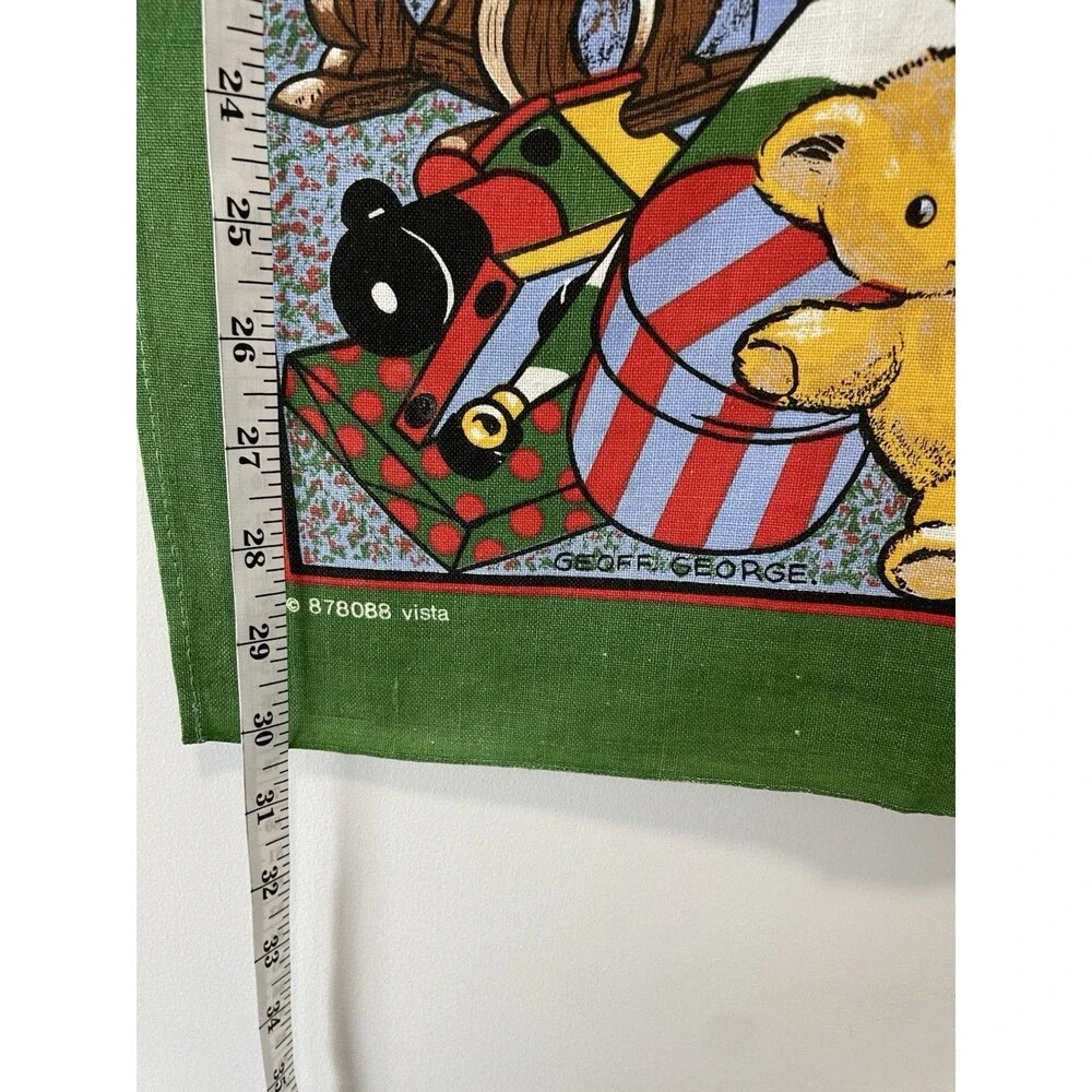 2 Vintage Christmas Holiday Santa Kitchen Towels Party Decor 50s Retro